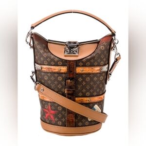 Louis Vuitton LIMITED EDITION TRANSFORMED MONOGRAM TIME TRUNK BAG